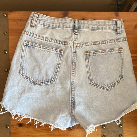 ♻️High waisted shorts - Picture 2 of 3